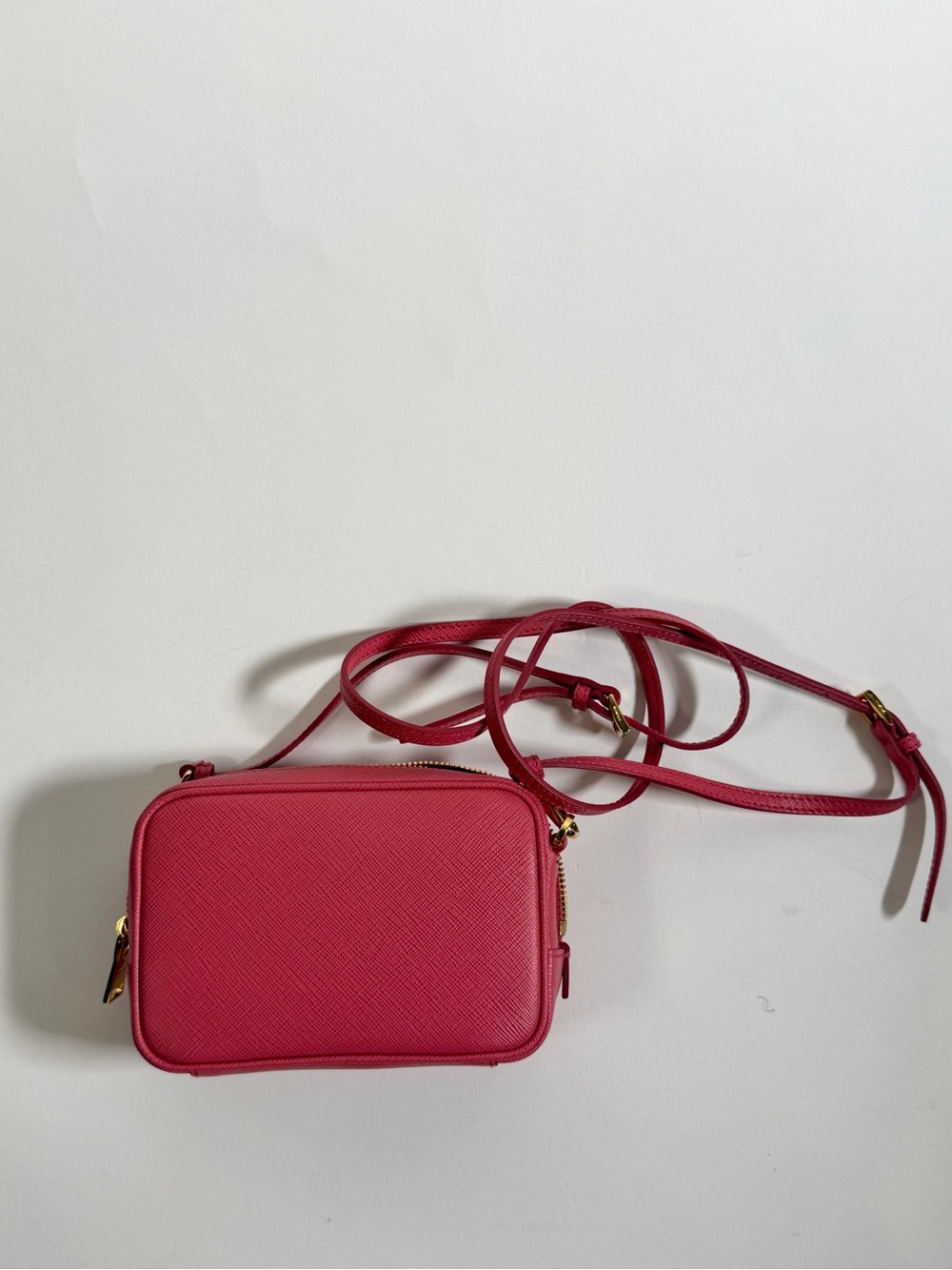 Prada Pink Saffiano Crossbody Camera Bag with Gold Hardware - Picture 5 of 6